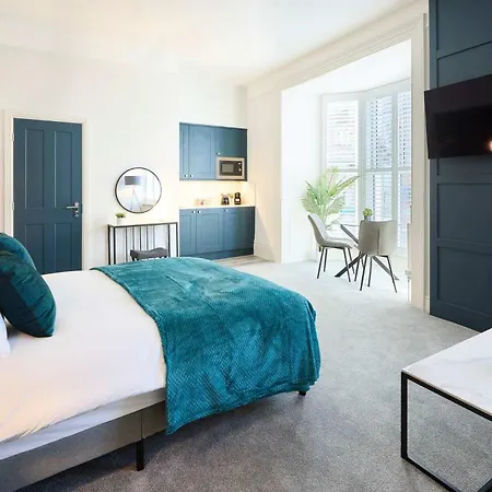 Host & - The Langley Aparthotel