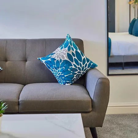 Aparthotel Host & - The Langley Whitby