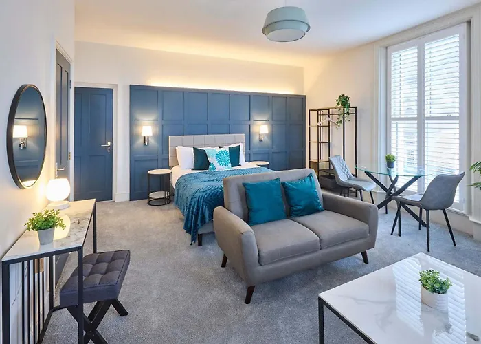 Host & - The Langley